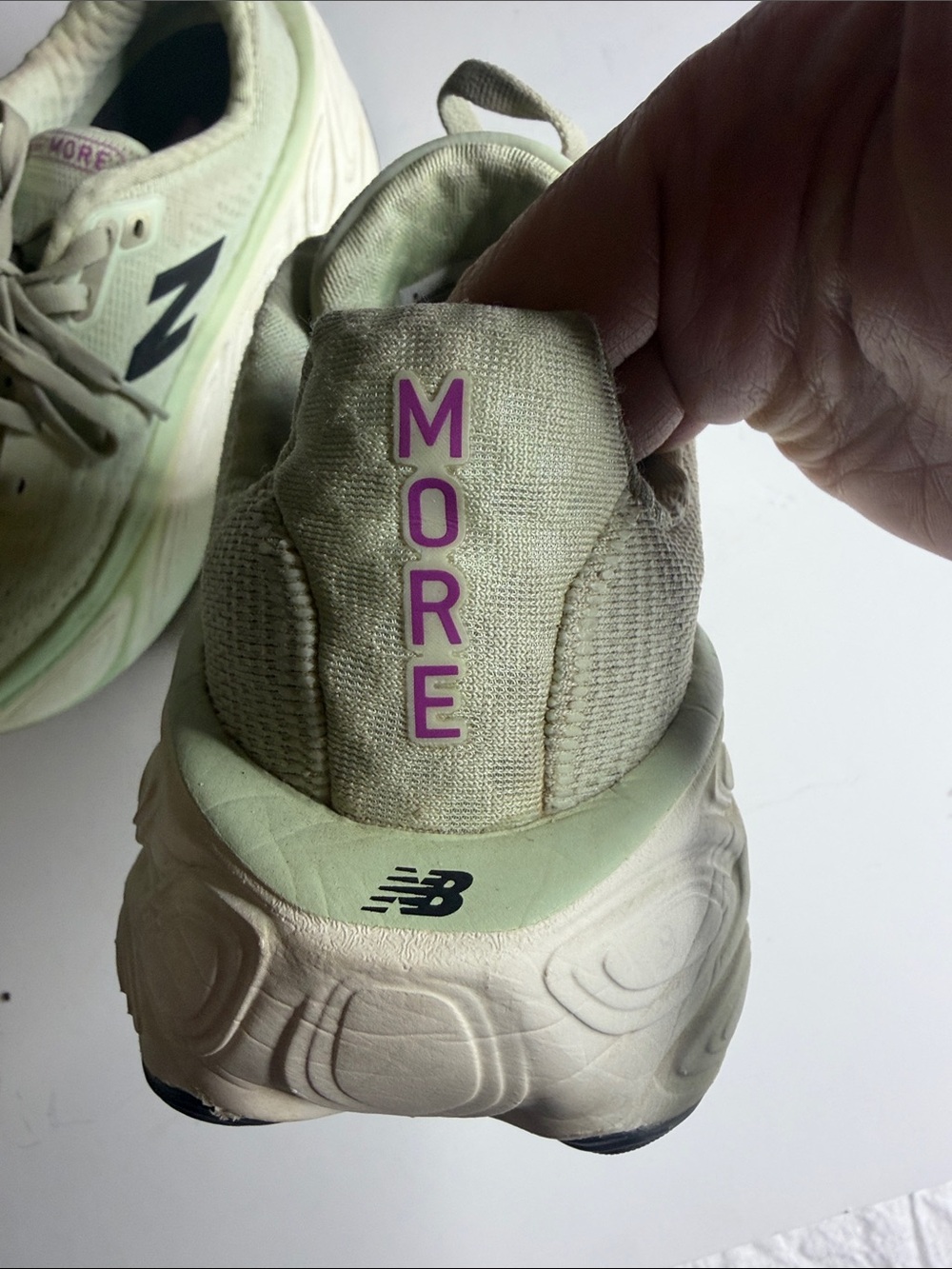 New Balance Fresh Foam X More v5 Size 8 - Picture 6 of 7